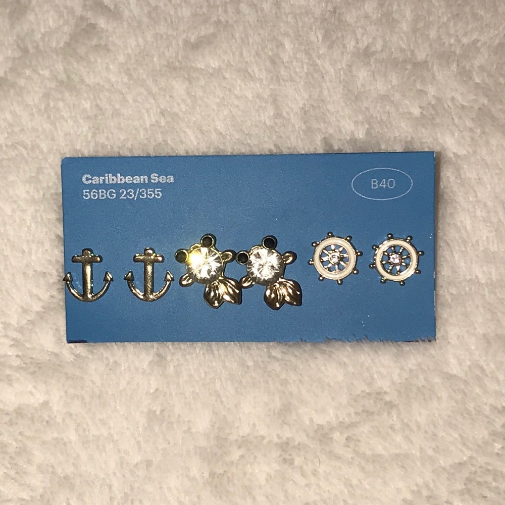🌊⚓️Nautical Themed Gold Earrings- Set of 3!!⚓️🌊